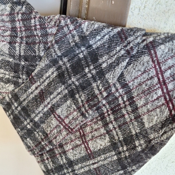 Alyx Petite Dress SzPl Gray/Maroon Plaid Bell Sleeve Fit/Flare Sweater Knit - Picture 3 of 7